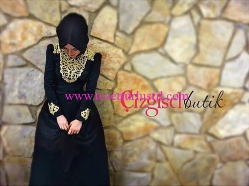 Çizgisel Butik gold işlemeli siyah abiye elbise
